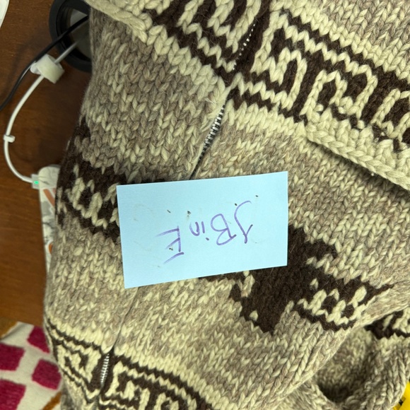 Vintage TUAK Cowichan Eagle Design Hand Knit 100% Wool Zip Cardigan Sweater - Picture 10 of 10